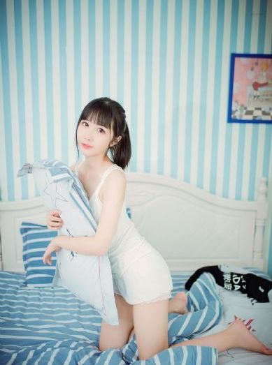 丝袜美腿呻吟高跟高潮app_4K高清视频观看