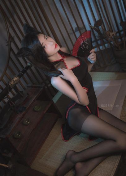 美女久久久久久久久_1080P超清在线观看