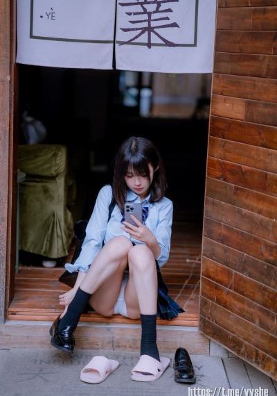 和少妇野外做爰aV_BD英语高清完整版