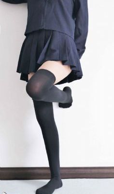 国产在线国偷精品产拍免费_午夜在线观看完整版