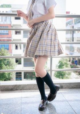 酒店约操翘臀细腰少妇啪啪_DVD全集免费观看