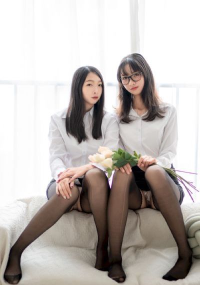 色蜜桃AV乱码在线_在线完整观看