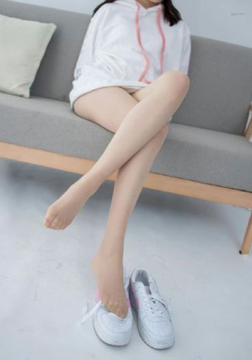 曰批免费视频播放网站_超清高清完整版