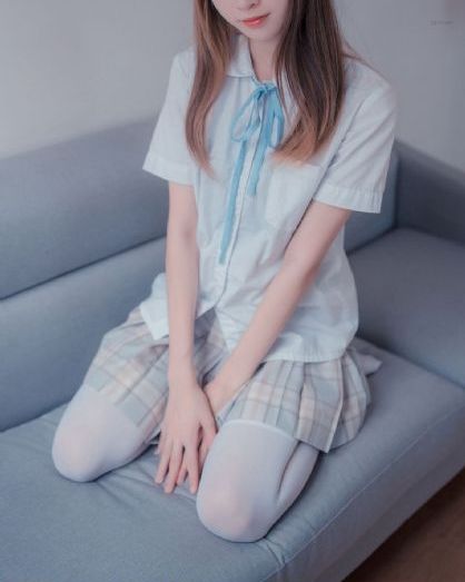 亚洲伦乱子亲农村在线视频_超清免费观看超清