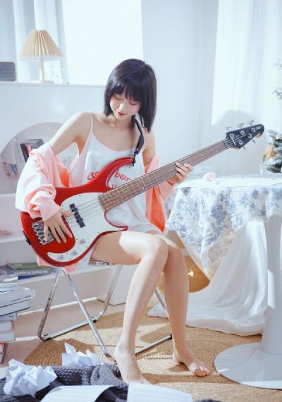 日韩久久伊人色综合_1080免费观看视频